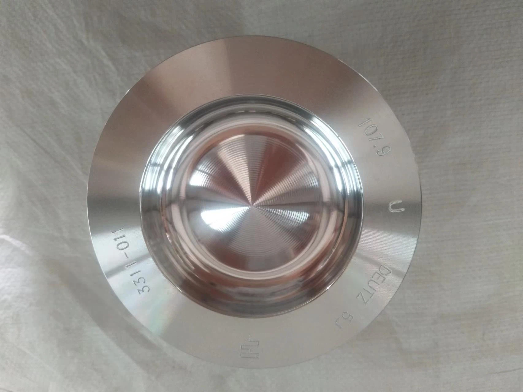 piston top.jpg