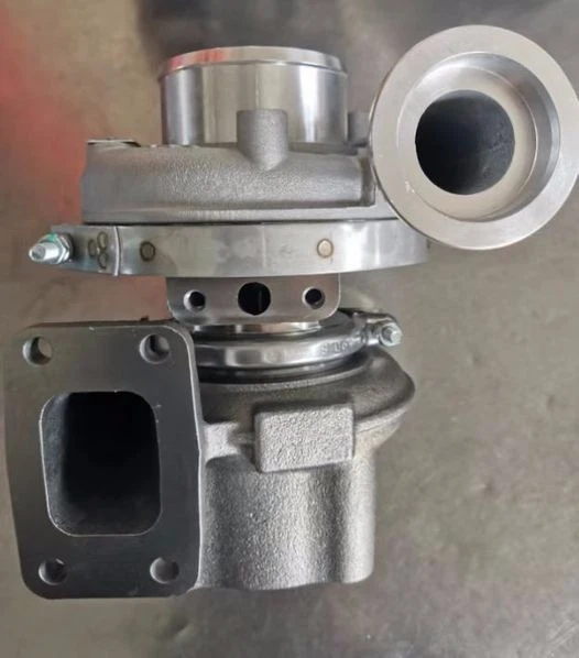 04298844 TCD2013 L04 2V / D5E Turbocharger